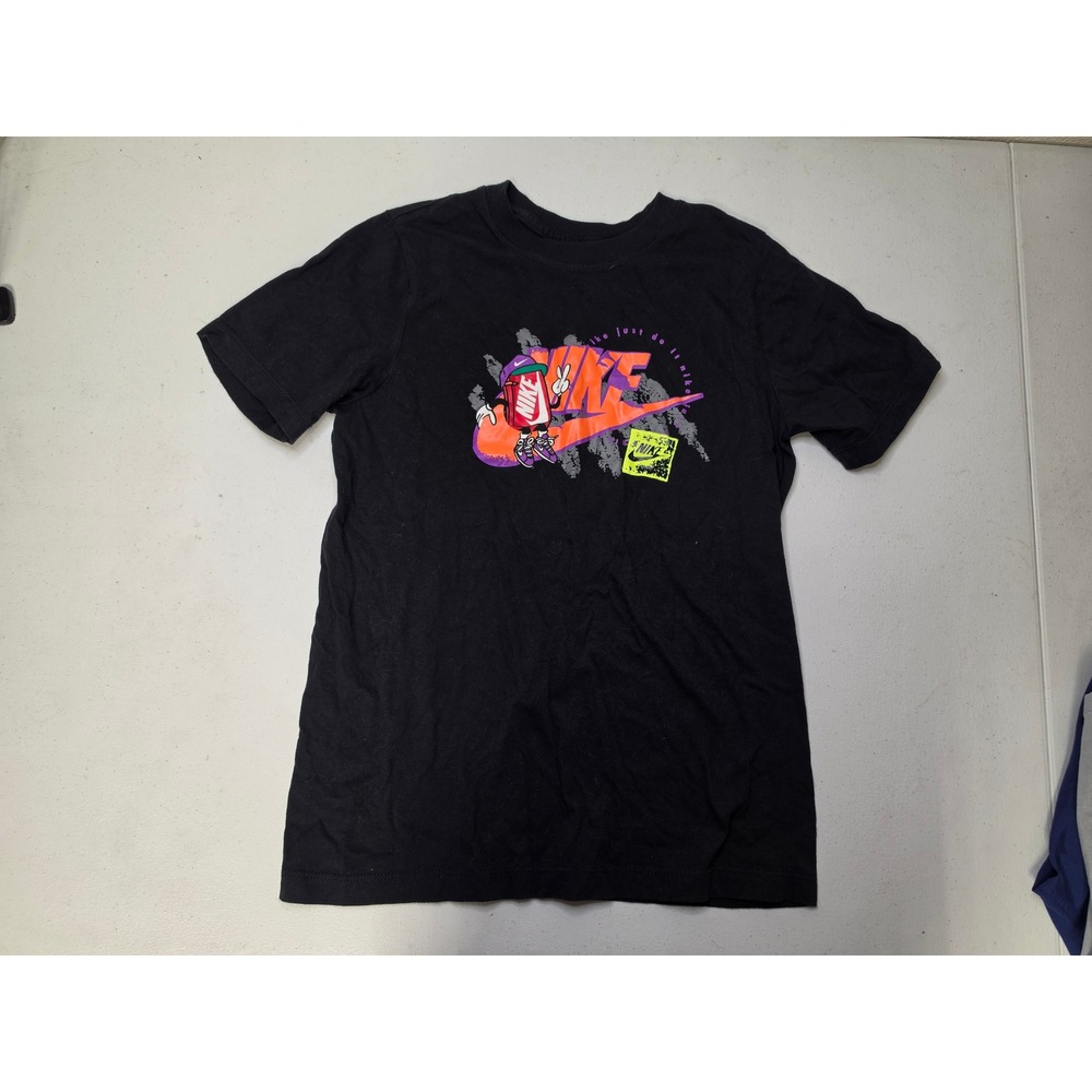 Nike Boys Black Graphic T-Shirt Shoebox Character Cartoon Swoosh Size Large L
